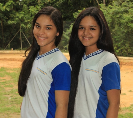 Duas alunas do Centro de Educação do Sesc Amazonas passaram no processo seletivo e irão estudar na Escola Sesc de Ensino Médio (Esem), no Rio de Janeiro, a partir de 2013. As estudantes Adelid Queiroz